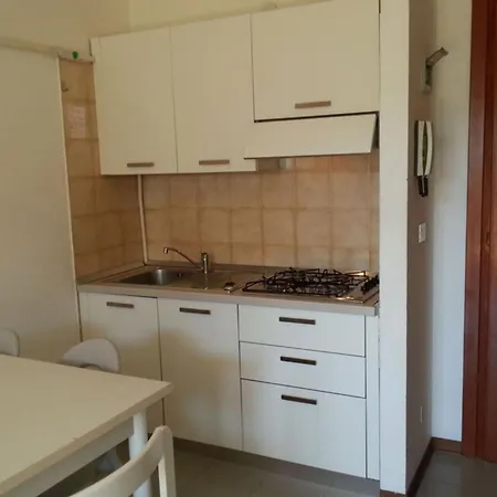 Bright Sea Front With Terrace-beahost شقة